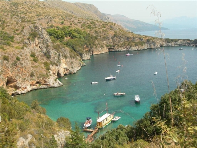 La caletta degli infreschi vista dall’alto